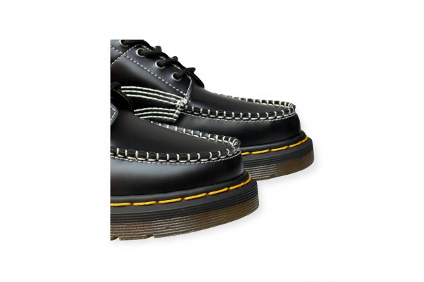 Dr. Martens Lowell Derby Shoes Black